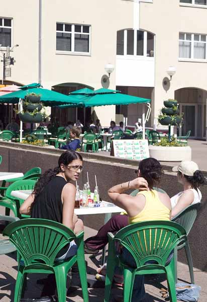 Boltgen place 2004 05 004