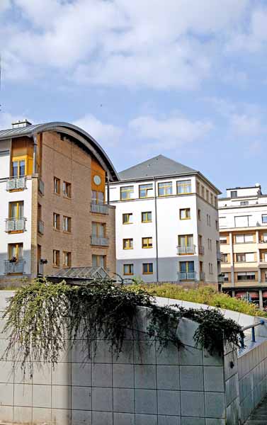 Commerce rue du 2004 05 001