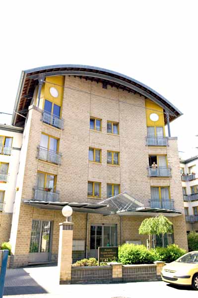 Commerce rue du 2004 05 002