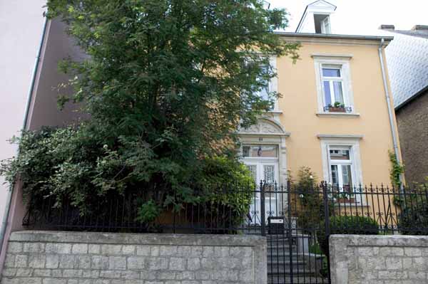 Faubourg rue du 2004 06 006