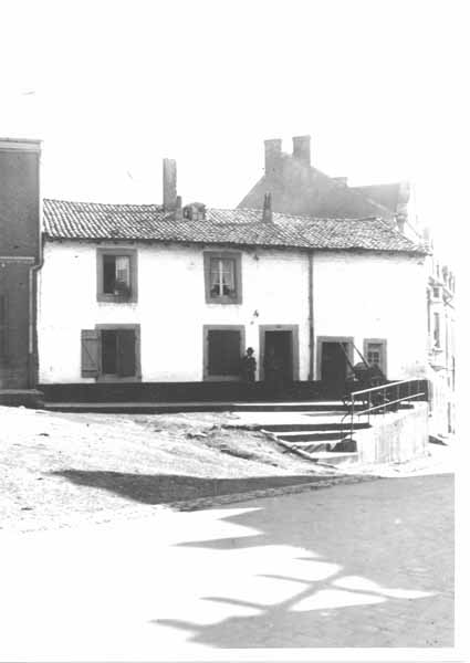 Jean St. rue 1933 01