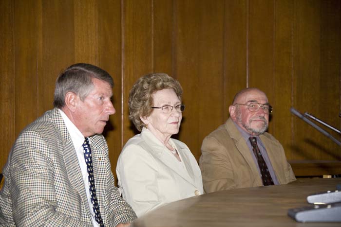 neiduerfseanceacad200704009