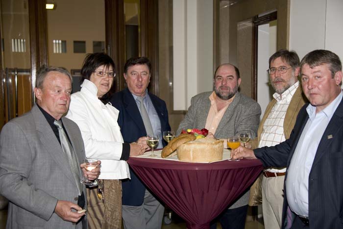 neiduerfseanceacad200704045