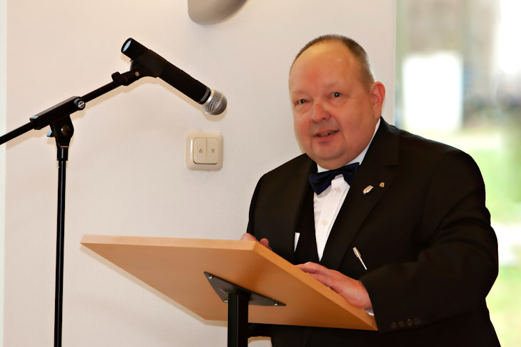 20100206_amisdelafleur_90ans_032