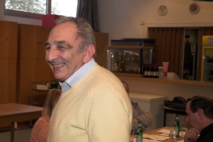 gleichtassgen200603021