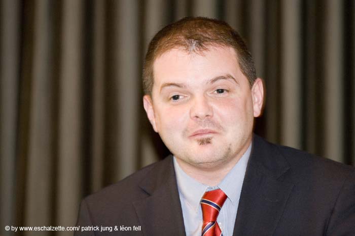 20080328assgenrebriller010