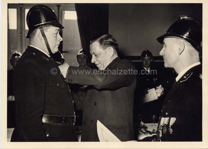 sapeurs_pompiers 1953 avec Bourgmestre Antoine Krier 002