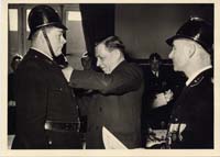 sapeurs_pompiers 1953 avec Bourgmestre Antoine Krier 002