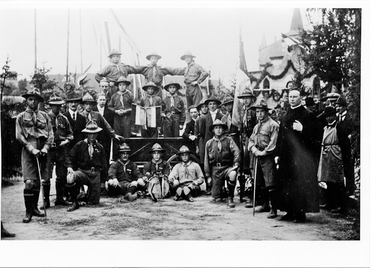 scoutsitaliens 1923 06 10 001 Esch-Grenz