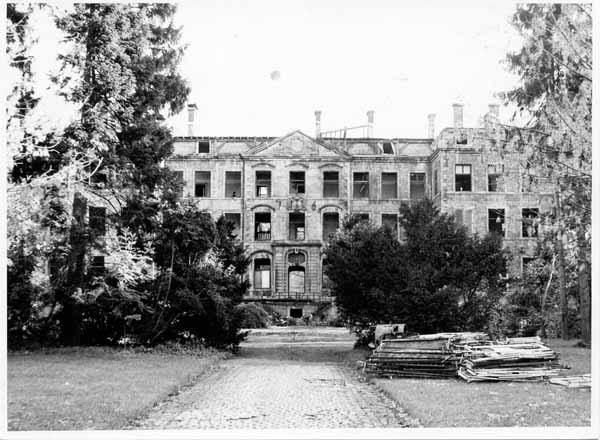 Bervart 1953 avant demolition 02