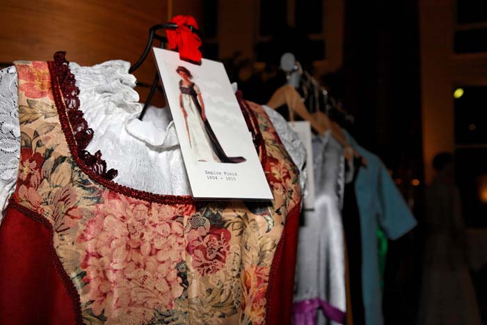 aufildutemps200602048