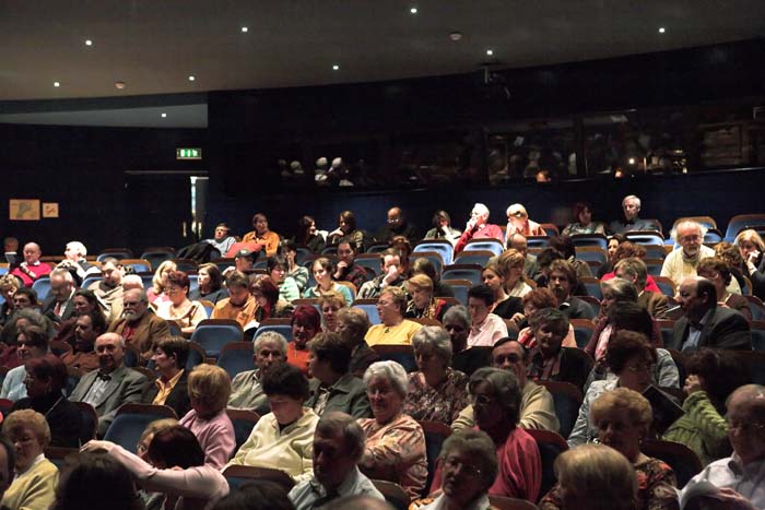 black_comedy200603017