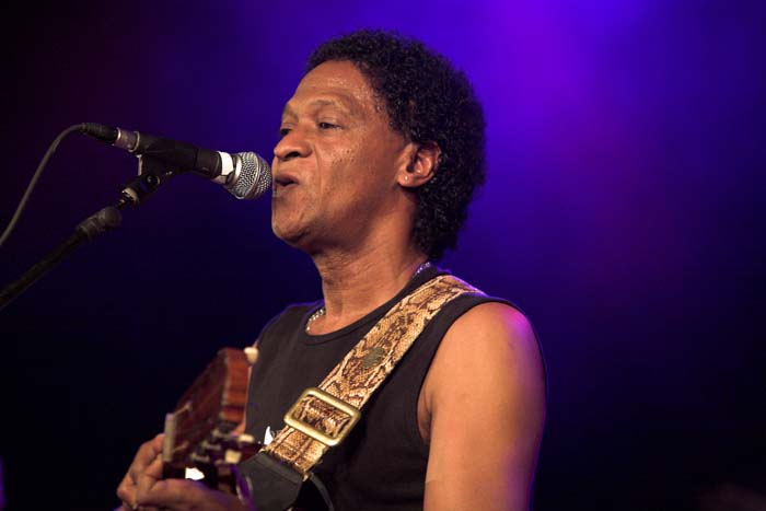 fiestacubana200606051