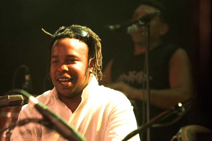 fiestacubana200606056