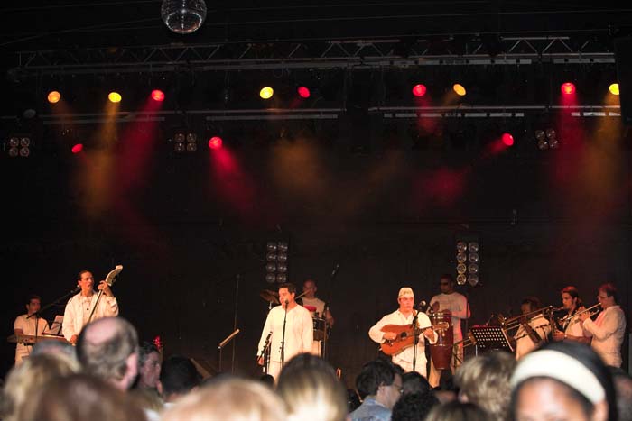 fiestacubana200606075