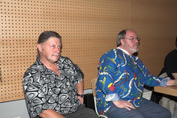 fues_revue2006030006