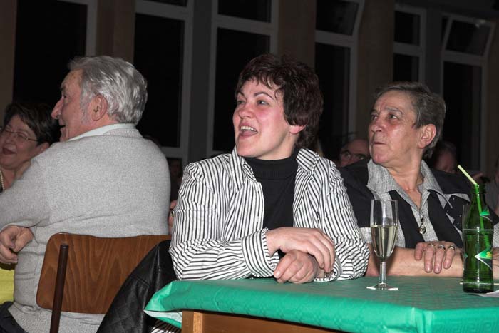 fues_revue2006030013