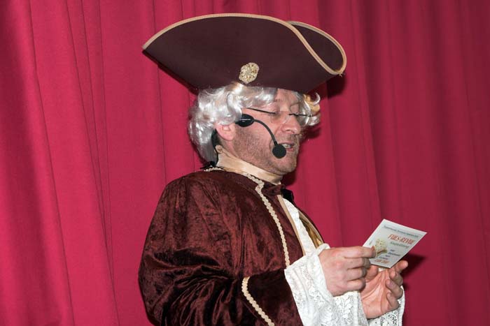 fues_revue2006030029