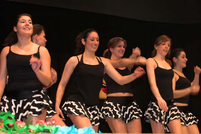 fues_revue2006030031