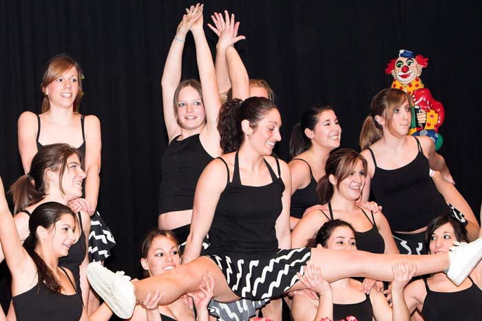 fues_revue2006030050