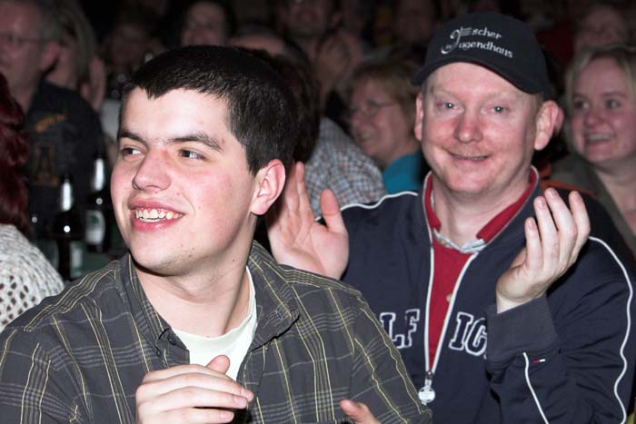 fues_revue2006030065