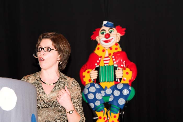 fues_revue2006030081