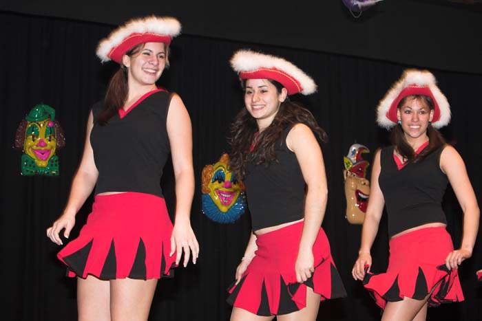 fues_revue2006030092