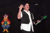 fues_revue2006030104