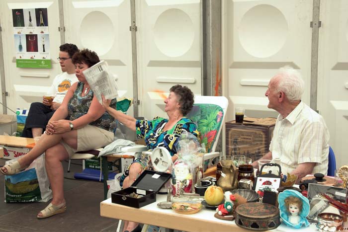 marchepuces200606004