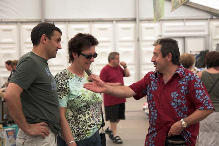 marchepuces200606015