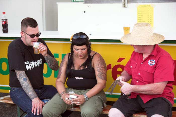 marchepuces200606031