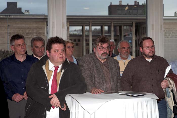 salonmondial200604007