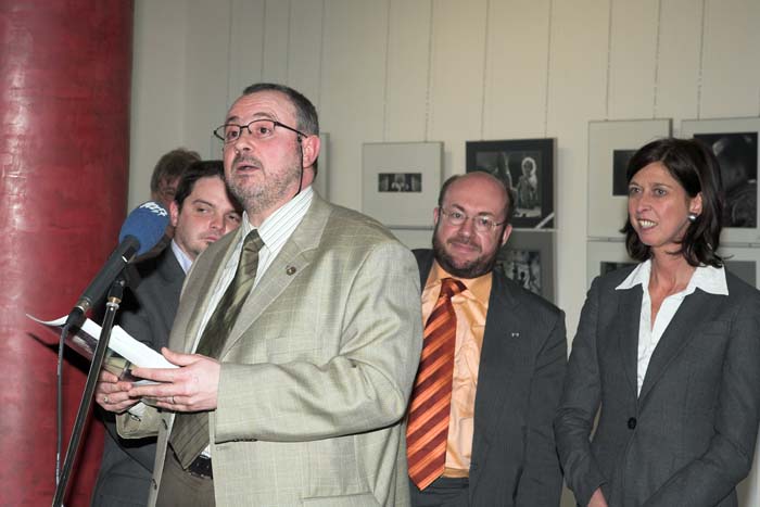 salonmondial200604016