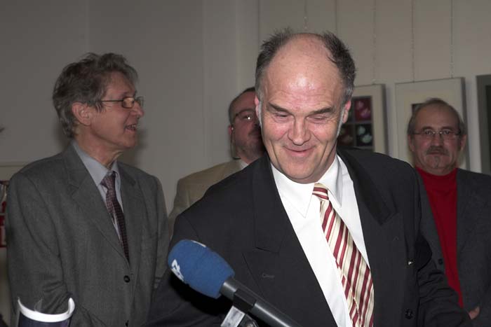 salonmondial200604022