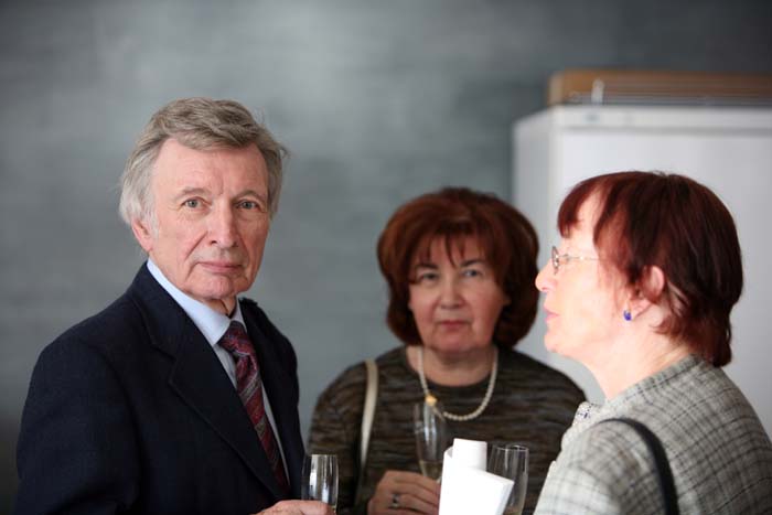 salonmondial200604027