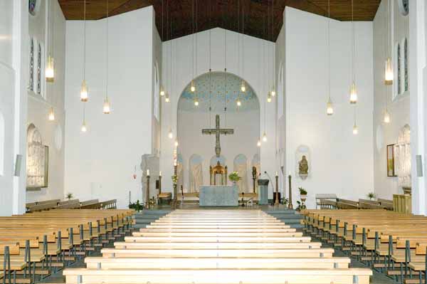 Eglise St Henri 2004 05 005