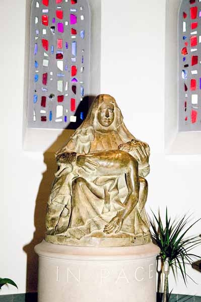 Eglise St Henri 2004 05 036