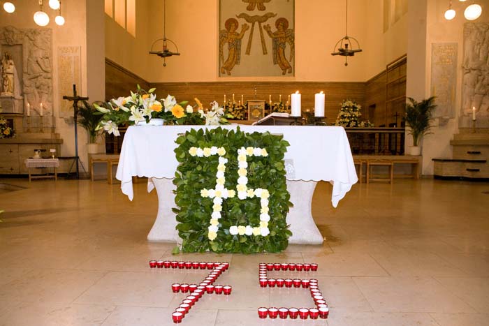 sacrecoeur75anniv200709005