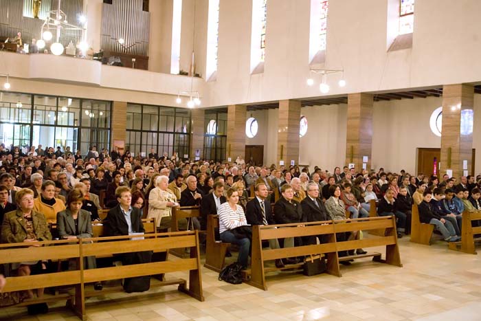sacrecoeur75anniv200709023