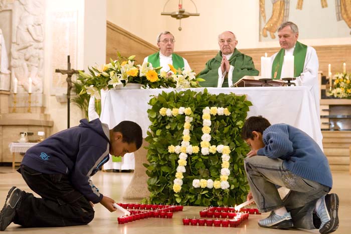 sacrecoeur75anniv200709043