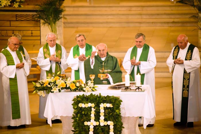 sacrecoeur75anniv200709102