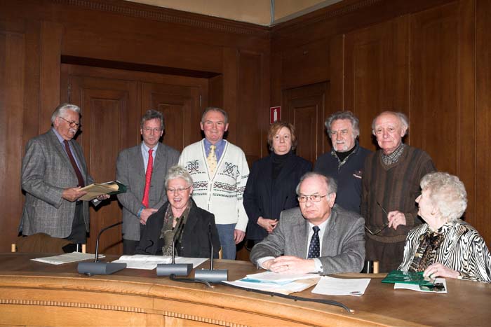 ahmeassemblgen200603001