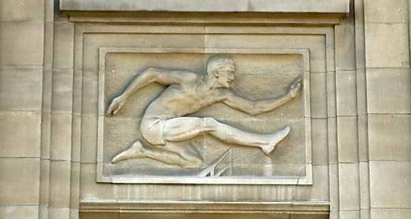 hotel de ville place 2004 05 010