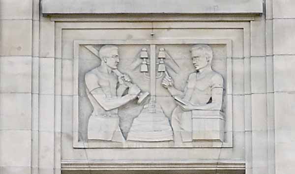 hotel de ville place 2004 05 016