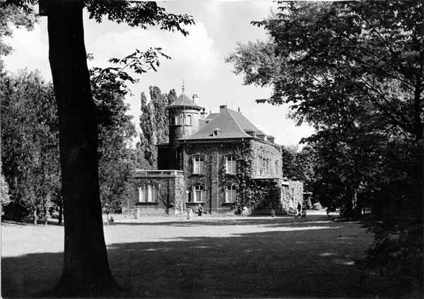 Creche Laval 1955 01