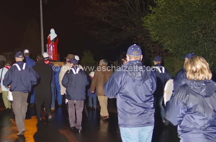 20061204stebarbedhoil004