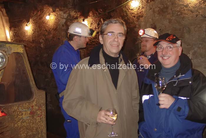 20061204stebarbedhoil025