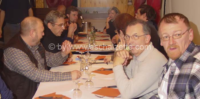 20061204stebarbedhoil032