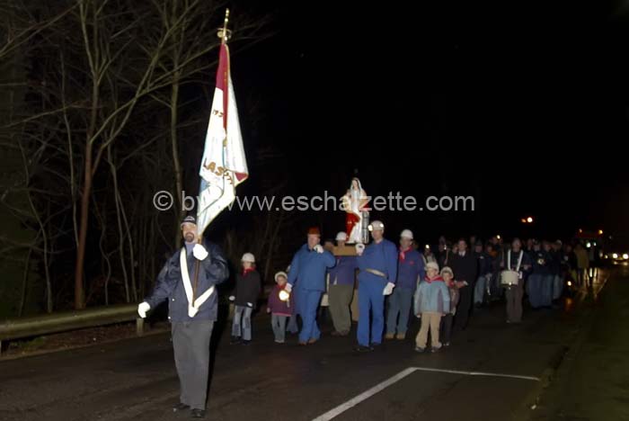 20061204stebarbedhoil036