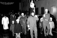 20061204stebarbedhoil003